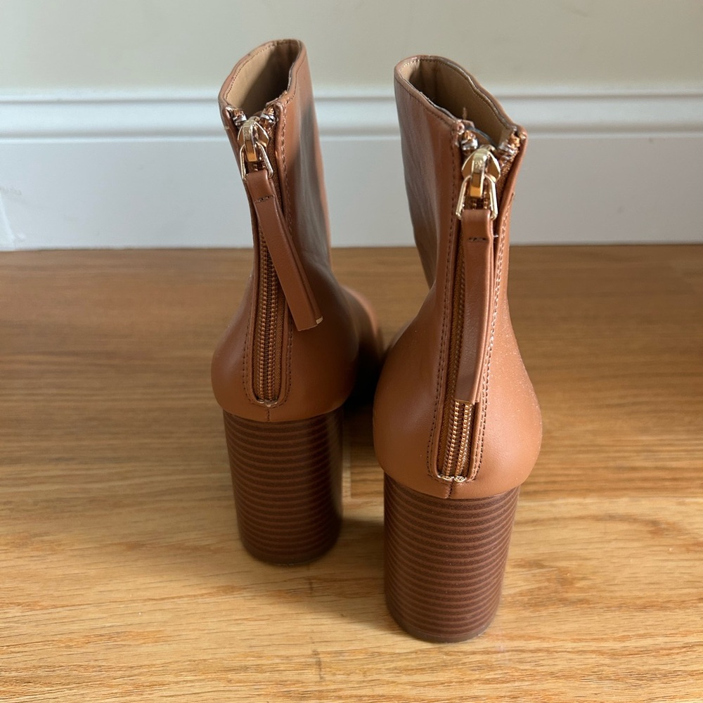 Women's Tan Ankle Boots - Picture 6 of 6